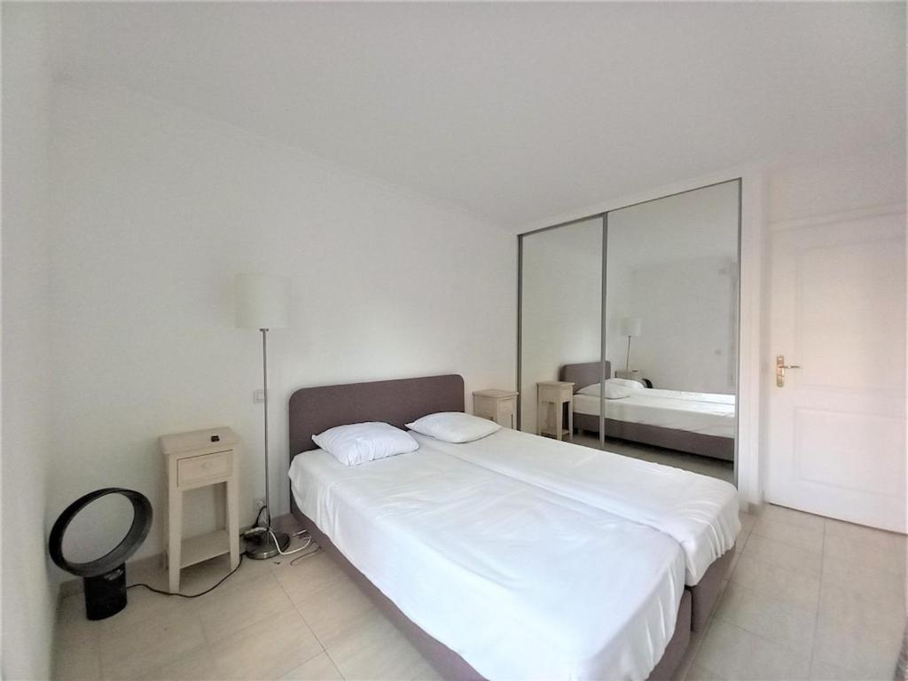 Appartement T3 Spacieux Dans De Standing